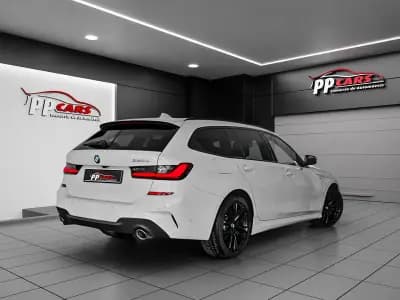 Sell BMW 330 2021 - 35000 EUR, 85000 km - AUTO.MOTO.pt