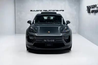 Sell Porsche Macan 2024 - 87950 EUR, 16000 km - AUTO.MOTO.pt