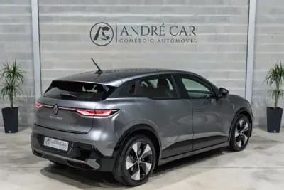 Vendo Renault Mégane E-Tech 2023 - 20950 EUR, 72823 km - AUTO.MOTO.pt