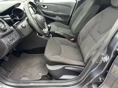 Sell Renault Clio 2019 - 11490 EUR, 113000 km - AUTO.MOTO.pt