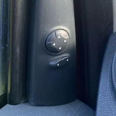 Vendo Ford KA 2013 - 7990 EUR, 129000 km - AUTO.MOTO.pt