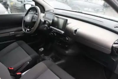 Sell Citroën C4 Cactus 2015 - 10500 EUR, 217000 km - AUTO.MOTO.pt