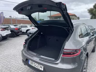 Sell Porsche Macan 2014 - 34900 EUR, 215608 km - AUTO.MOTO.pt