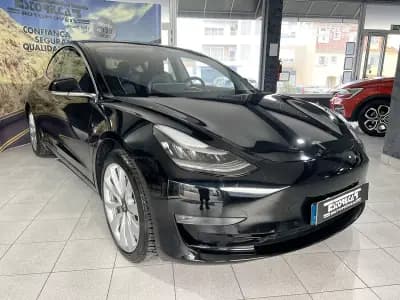 Vendo Tesla Model 3 2020 - 29700 EUR, 64646 km - AUTO.MOTO.pt
