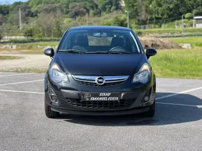 Vendo Opel Corsa 2014 - 10750 EUR, 180180 km - AUTO.MOTO.pt