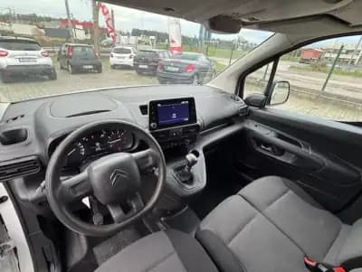 Vendo Citroën Berlingo 2022 - 15250 EUR, 101600 km - AUTO.MOTO.pt