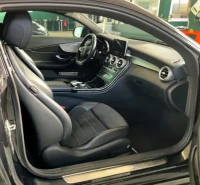 Vendo Mercedes-Benz C 250 2016 - 31500 EUR, 140000 km - AUTO.MOTO.pt
