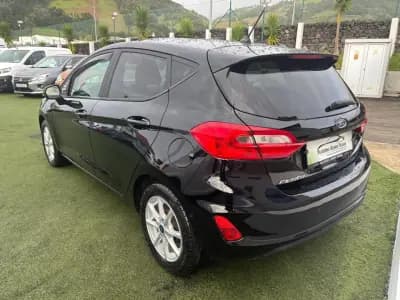 Sell Ford Fiesta 2018 - 14990 EUR, 106000 km - AUTO.MOTO.pt