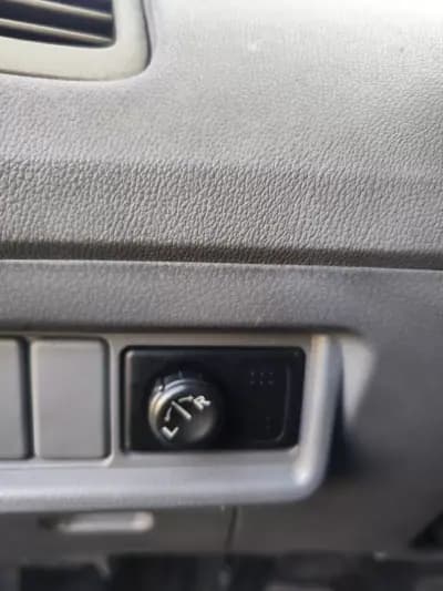 Vendo Nissan Primera 2012 - 4480 EUR, 280500 km - AUTO.MOTO.pt