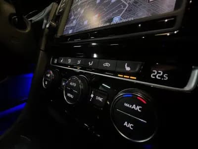 Vendo Volkswagen Golf 2016 - 26990 EUR, 127000 km - AUTO.MOTO.pt