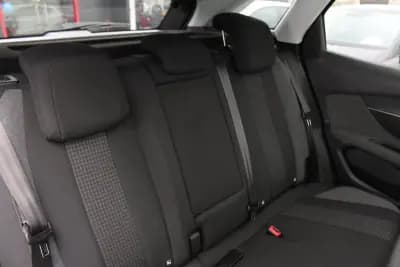 Vendo Peugeot 3008 2018 - 16500 EUR, 205000 km - AUTO.MOTO.pt