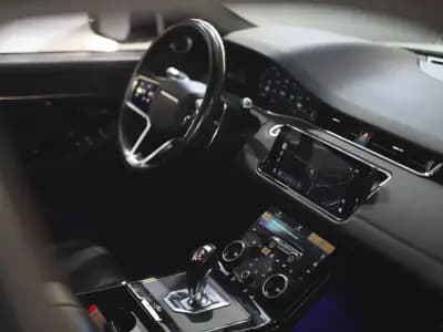 Sell Land Rover Range Rover Evoque 2022 - 39990 EUR, 62000 km - AUTO.MOTO.pt