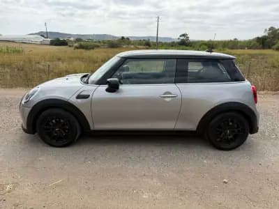 Vendo MINI Cooper 2023 - 23995 EUR, 20000 km - AUTO.MOTO.pt