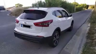 Sell Nissan Qashqai 2020 - 18999 EUR, 139882 km - AUTO.MOTO.pt