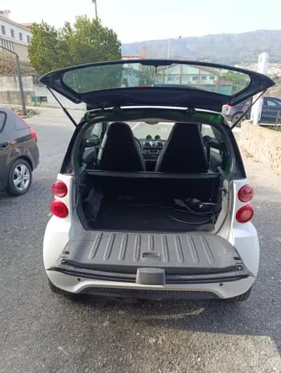 Vendo Smart Fortwo Cabrio 2015 - 8990 EUR, 75000 km - AUTO.MOTO.pt