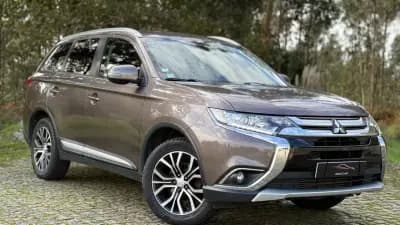 Sell Mitsubishi Outlander 2017 - 16990 EUR, 132000 km - AUTO.MOTO.pt