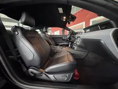 Vendo Ford Mustang 2015 - 39990 EUR, 71730 km - AUTO.MOTO.pt