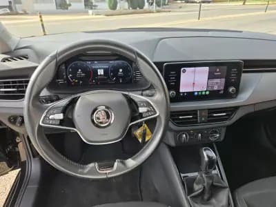 Vendo Skoda Scala 2024 - 19950 EUR, 91631 km - AUTO.MOTO.pt