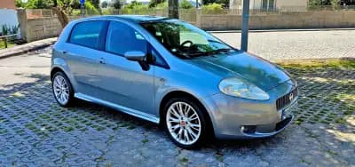 Vendo Fiat Punto 2008 - 4500 EUR, 198000 km - AUTO.MOTO.pt
