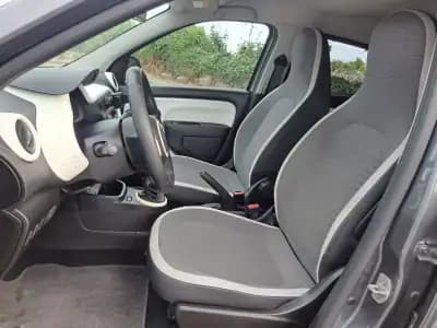 Vendo Renault Twingo 2020 - 11490 EUR, 46992 km - AUTO.MOTO.pt