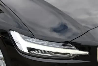 Vendo Volvo V60 2021 - 24990 EUR, 154000 km - AUTO.MOTO.pt