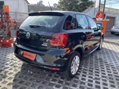 Vendo Volkswagen Polo 2017 - 12950 EUR, 128700 km - AUTO.MOTO.pt