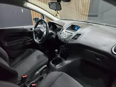 Sell Ford Fiesta 2015 - 10750 EUR, 165000 km - AUTO.MOTO.pt