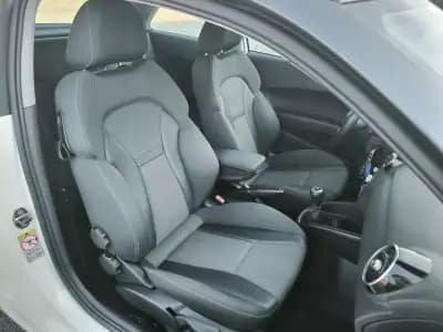 Vendo Audi A1 2010 - 9950 EUR, 236924 km - AUTO.MOTO.pt