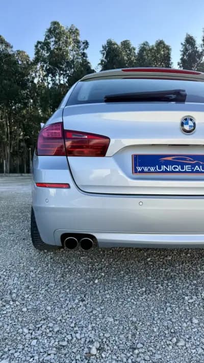 Vendo BMW 520 2013 - 15900 EUR, 245900 km - AUTO.MOTO.pt