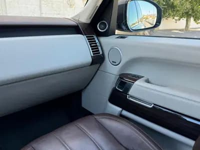 Vendo Land Rover Range Rover 2017 - 74480 EUR, 73870 km - AUTO.MOTO.pt