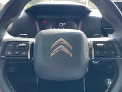 Vendo Citroën C4 2022 - 18450 EUR, 89000 km - AUTO.MOTO.pt