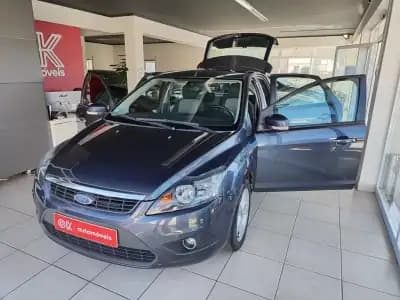 Vendo Ford Focus 2011 - 6750 EUR, 180000 km - AUTO.MOTO.pt