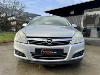 Vendo Opel Astra 2007 - 3999 EUR, 220000 km - AUTO.MOTO.pt