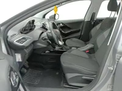 Vendo Peugeot 2008 2019 - 12450 EUR, 130085 km - AUTO.MOTO.pt