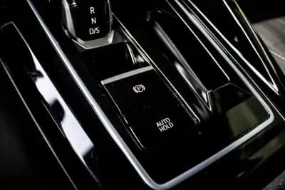 Vendo Volkswagen Golf 2022 - 34990 EUR, 72017 km - AUTO.MOTO.pt