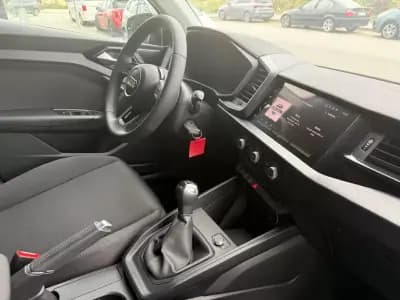 Vendo Audi A1 Sportback 2025 - 26750 EUR, 956 km - AUTO.MOTO.pt