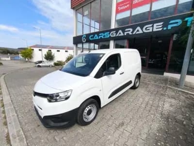 Vendo Toyota Proace 2021 - 14950 EUR, 77000 km - AUTO.MOTO.pt