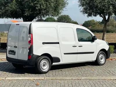Sell Renault Kangoo 2021 - 13900 EUR, 151000 km - AUTO.MOTO.pt