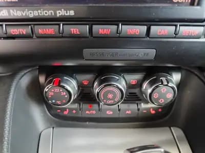 Vendo Audi TT Coupé 2009 - 21150 EUR, 115300 km - AUTO.MOTO.pt