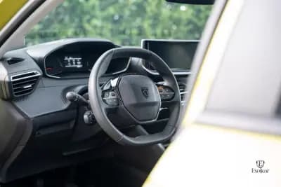 Sell Peugeot 208 2025 - 17900 EUR, 6300 km - AUTO.MOTO.pt