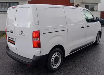 Sell Peugeot e-Expert 2021 - 17990 EUR, 38300 km - AUTO.MOTO.pt