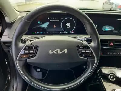 Vendo Kia EV6 2022 - 31440 EUR, 111758 km - AUTO.MOTO.pt