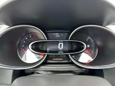 Sell Renault Clio 2019 - 11490 EUR, 113000 km - AUTO.MOTO.pt