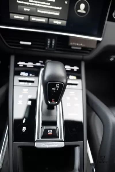 Vendo Porsche Cayenne Coupé 2022 - 108000 EUR, 92000 km - AUTO.MOTO.pt