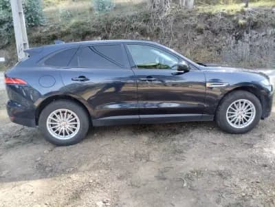 Vendo Jaguar F-Pace 2017 - 24900 EUR, 180000 km - AUTO.MOTO.pt