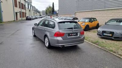 Vendo BMW 320 2010 - 12890 EUR, 157813 km - AUTO.MOTO.pt