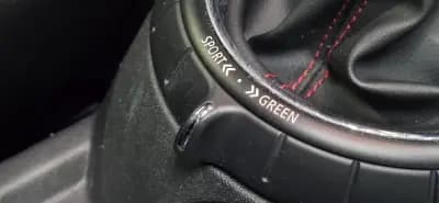 Vendo MINI 2015 - 16990 EUR, 184000 km - AUTO.MOTO.pt