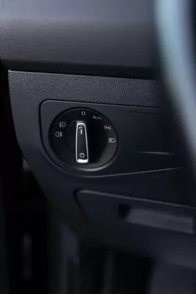 Sell Volkswagen Tiguan Allspace 2018 - 29890 EUR, 105000 km - AUTO.MOTO.pt