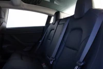 Vendo Tesla Model 3 2020 - 22999 EUR, 135693 km - AUTO.MOTO.pt