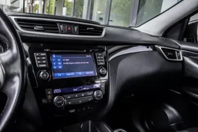 Vendo Nissan Qashqai 2014 - 13990 EUR, 133381 km - AUTO.MOTO.pt